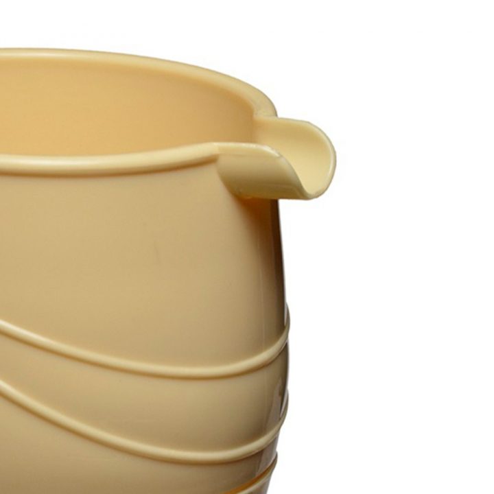 KH Moderne Insulated Beverage Pourer Yellow