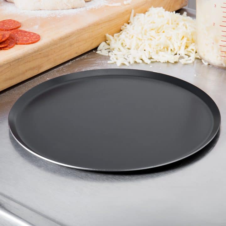 black steel pizza pan lifestyle
